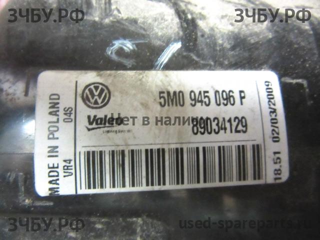 Volkswagen Golf 5 Plus Фонарь правый