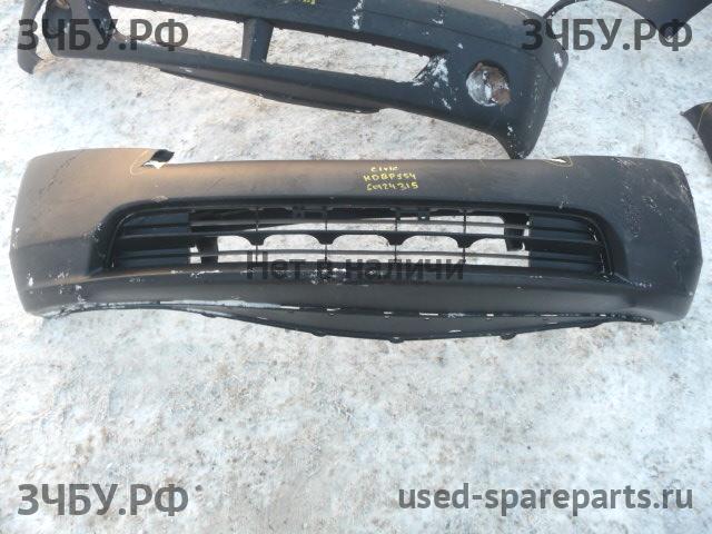 Honda Civic 8 (4D) Бампер передний