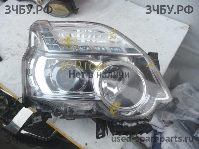 Nissan X-Trail 2 (T31) Фара правая