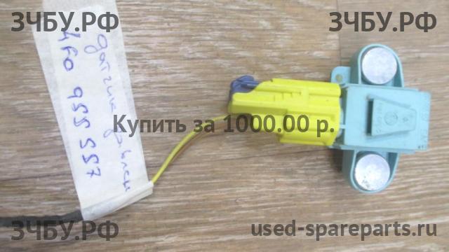 Audi A6 [C6] Датчик удара AIR BAG (SRS)