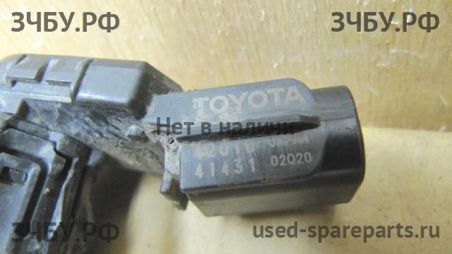 Toyota RAV 4 (4) Датчик парковки (Парктроник)
