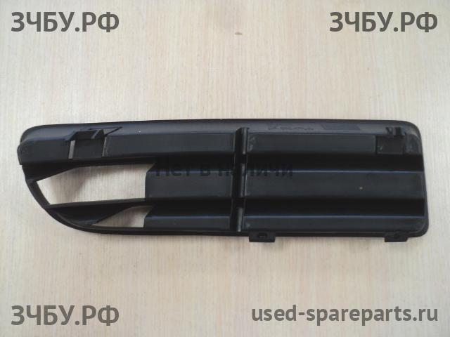 Volkswagen Jetta 4/Bora [1J2] Решетка в бампер