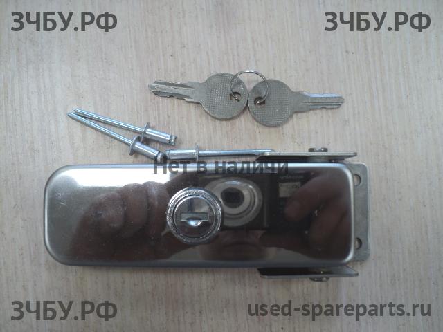 Toyota Land Cruiser 120 (PRADO) Колпак запасного колеса