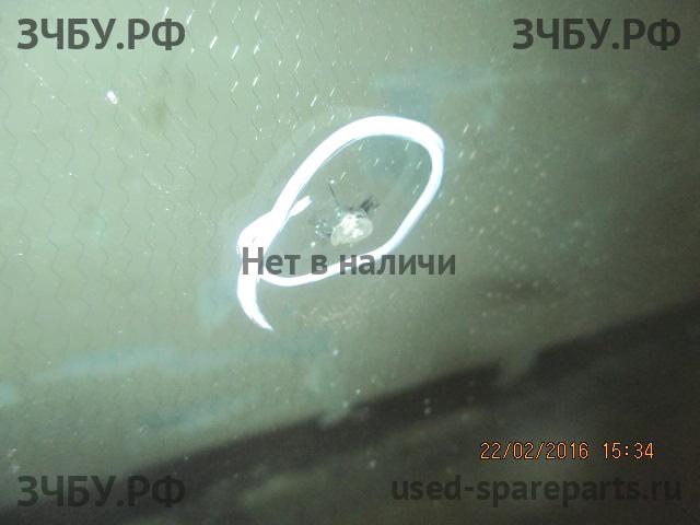 Ford Focus 3 Стекло лобовое (ветровое)
