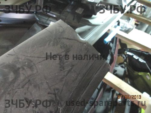 Toyota Corolla (E14 - E15) Крыло заднее правое