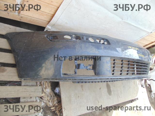 Volkswagen Golf 5 Бампер передний