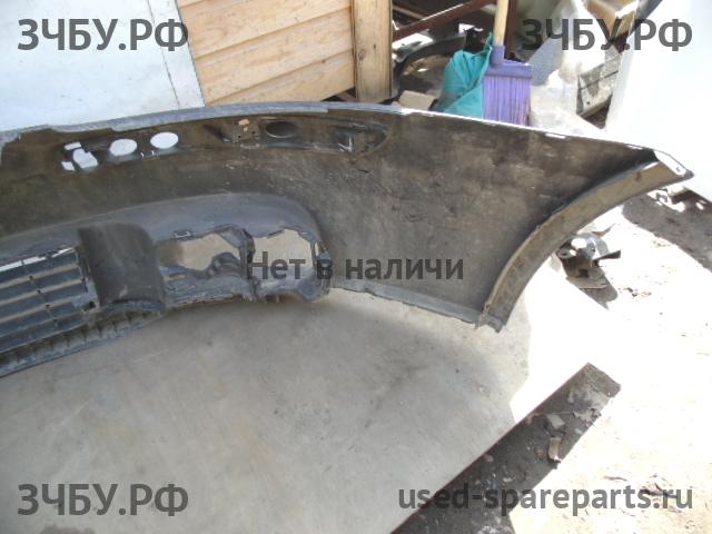 Volkswagen Golf 5 Бампер передний