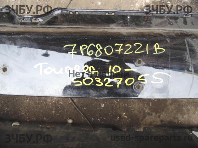 Volkswagen Touareg 2 Бампер передний