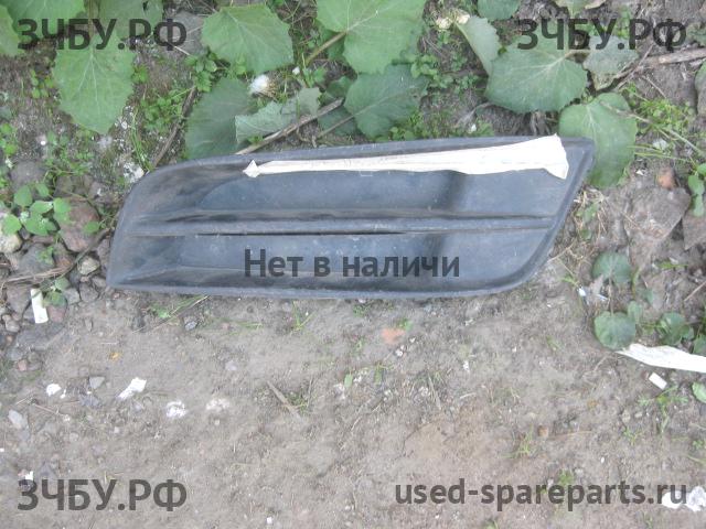 Toyota Corolla (E12) Заглушка в бампер
