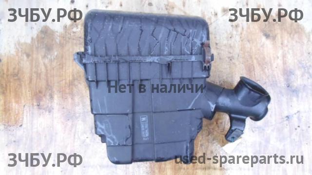 Lexus RX (1) 300 Корпус воздушного фильтра