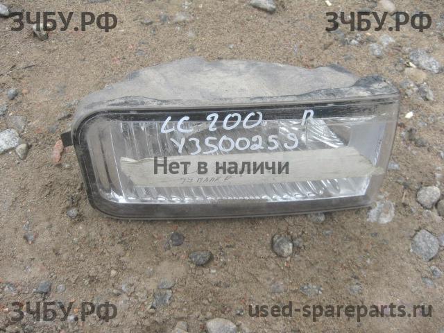 Toyota Land Cruiser 200 ПТФ правая