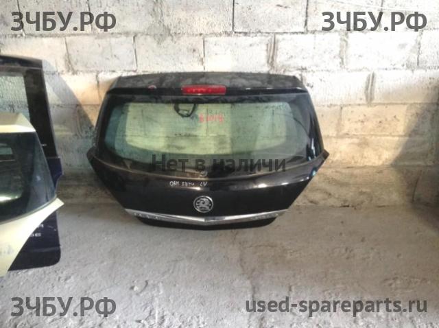Opel Astra H Дверь багажника