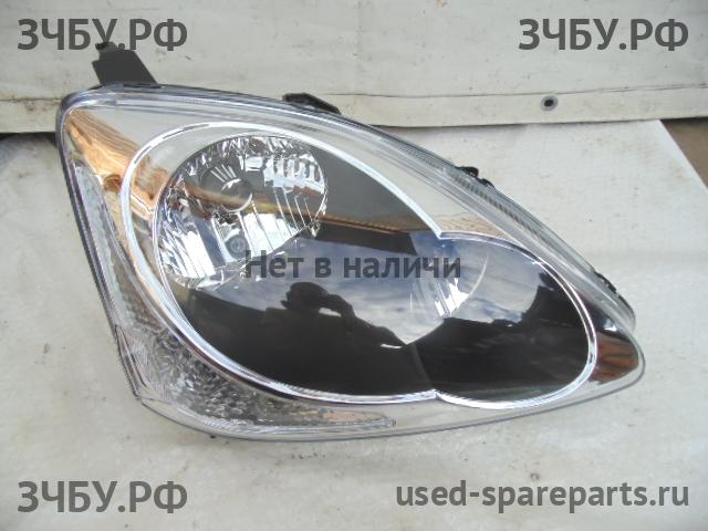 Honda Civic 7 Фара правая