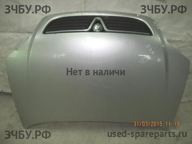 Opel Zafira A Капот