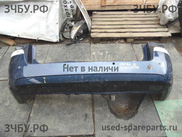 Opel Zafira B Бампер задний