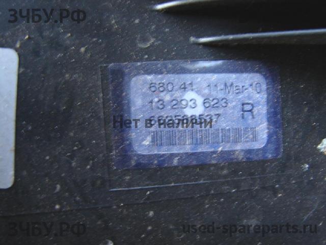 Opel Astra J ПТФ правая