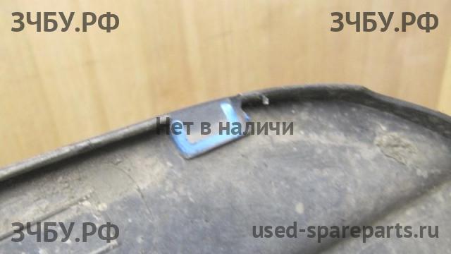 KIA Carens (2) Накладка заднего бампера