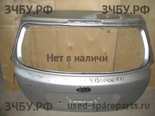 KIA Ceed 1 Дверь багажника