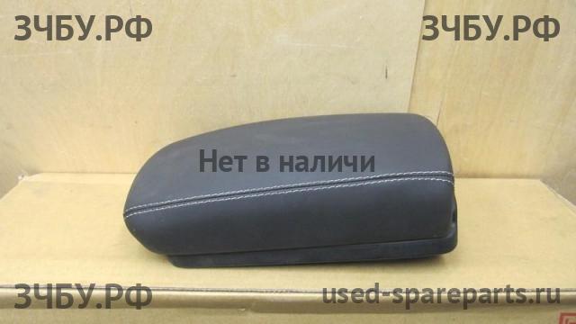 Nissan Qashqai (J10) Консоль между сиденьями (Подлокотник)