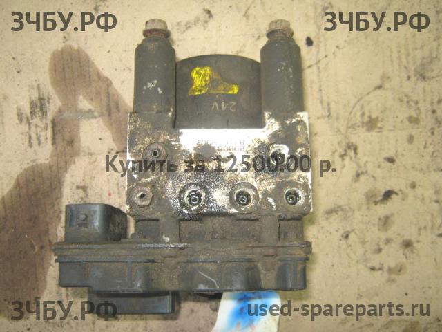 Isuzu NLR 85 Блок ABS (насос)