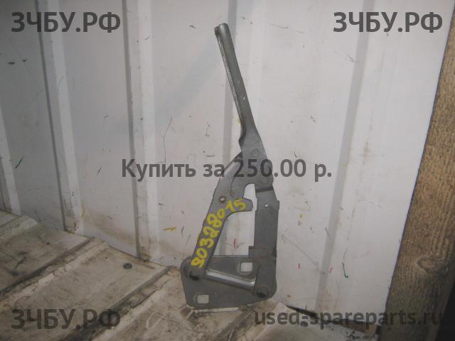 Peugeot 406 Петля капота