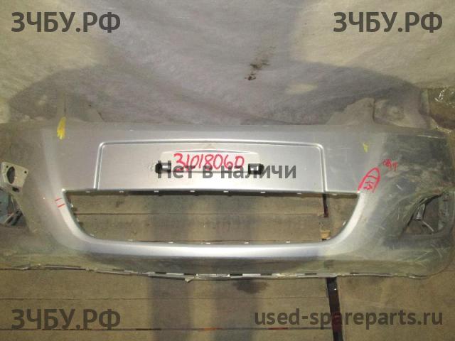 Opel Zafira B Бампер передний