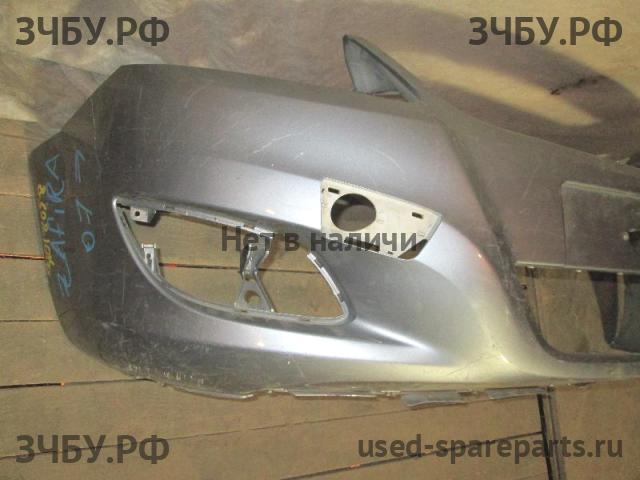 Opel Zafira B Бампер передний