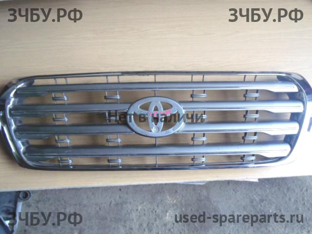 Toyota Land Cruiser 200 Решетка радиатора