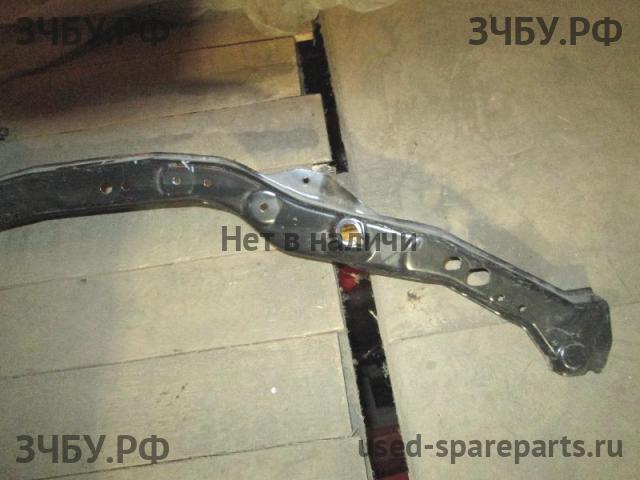 Nissan Primera P12 Панель передняя (телевизор)