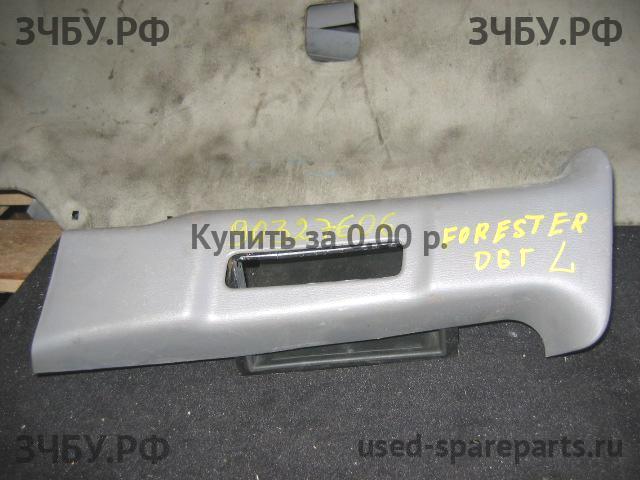 Subaru Forester 2 (S11) Накладка стойки средней левой