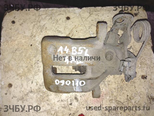 Audi A4 [B5] Суппорт задний левый (в сборе со скобой)