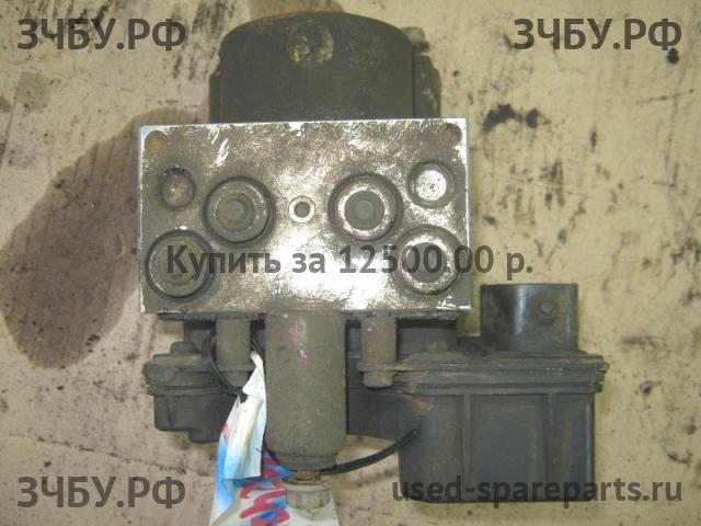 Isuzu NLR 85 Блок ABS (насос)