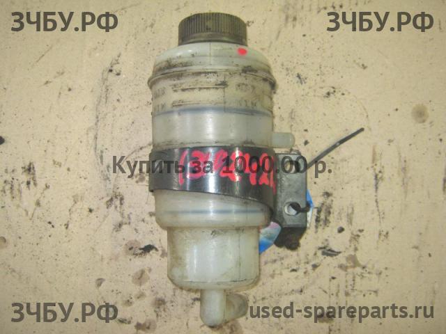 Mitsubishi Fuso/Canter (2) Бачок гидроусилителя