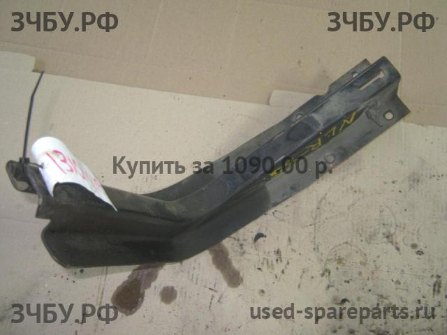 Isuzu NLR 85 Крепёж бензобака