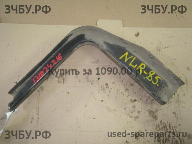 Isuzu NLR 85 Крепёж бензобака