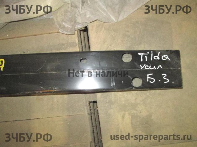 Nissan Tiida 1 Усилитель бампера задний