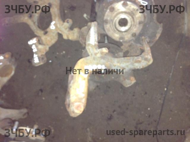 Ford Focus 1 Кулак поворотный