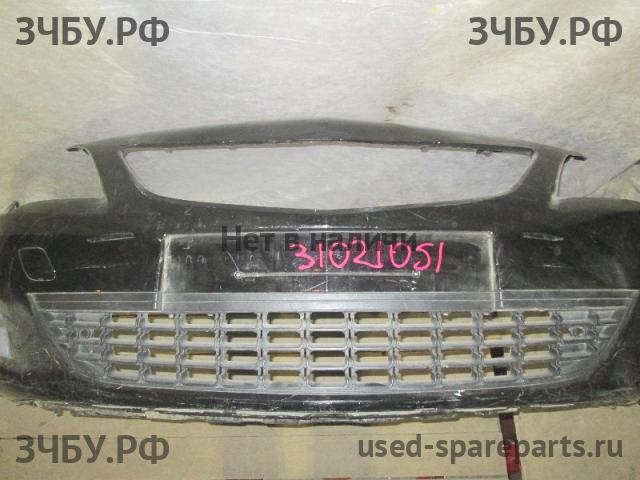 Opel Astra J Бампер передний