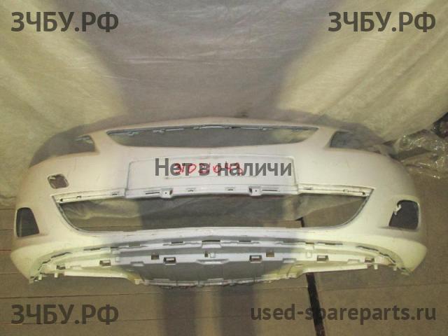 Opel Astra J Бампер передний