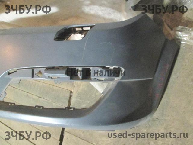 Opel Astra H Бампер передний