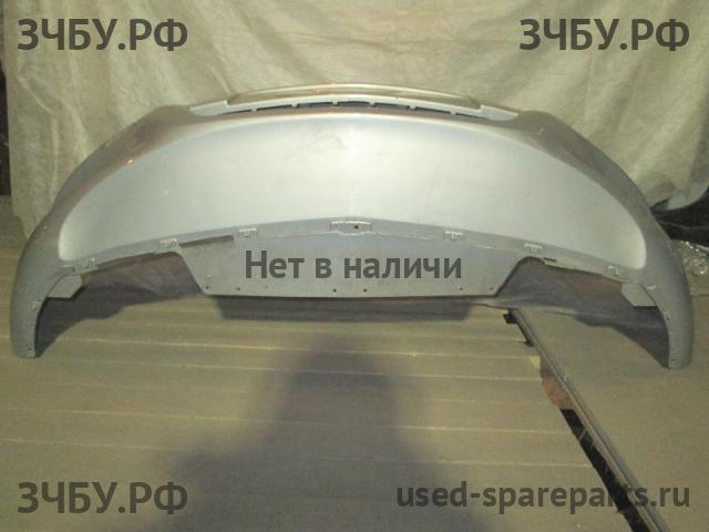 Opel Zafira B Бампер передний