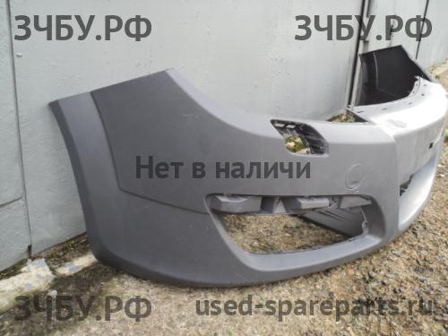 Opel Astra H Бампер передний