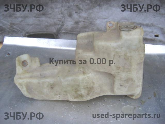 Audi 80/90 [B4] Бачок омывателя лобового стекла
