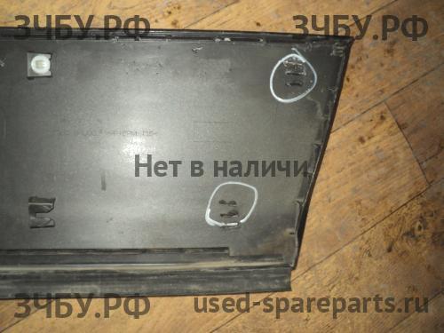 Suzuki Grand Vitara 2 (HT) Молдинг двери передней правой