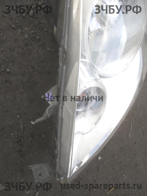 Nissan Note 1 (E11) Фара левая