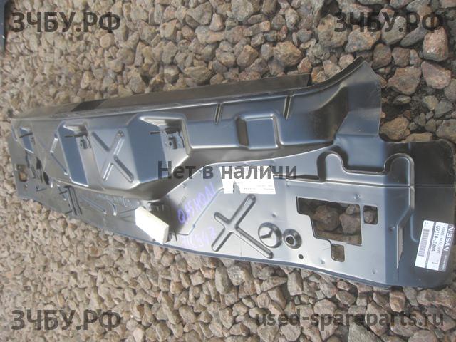 Nissan Qashqai (J10) Панель задняя