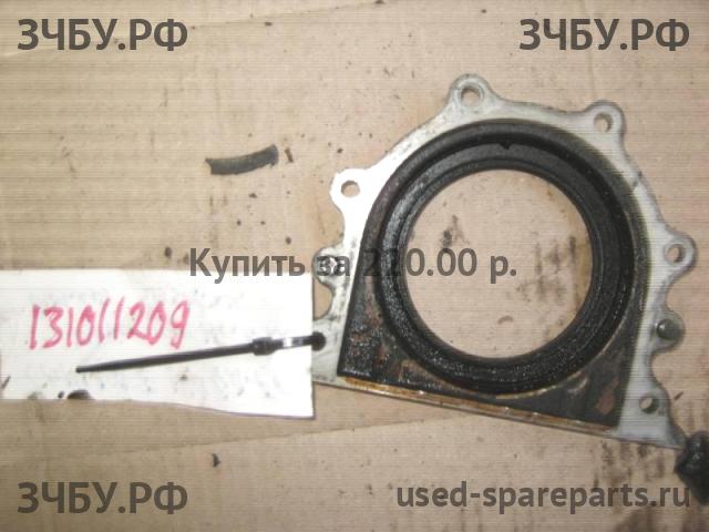 Toyota Carina.E (T190) Крышка коленвала задняя