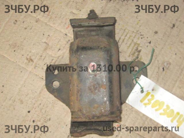 Nissan NP300 1 (D40) Кронштейн крепления ДВС