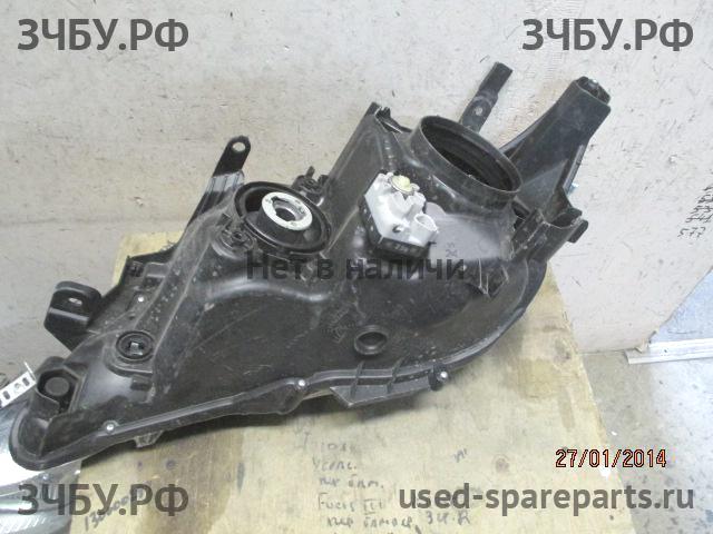 Toyota Camry 7 (V50) Фара правая