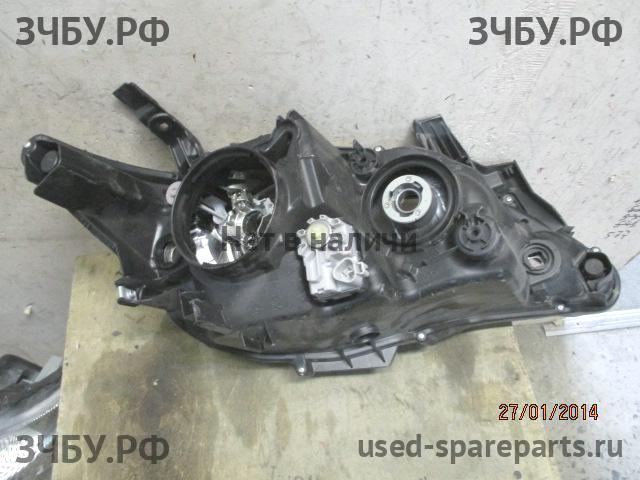 Toyota Camry 7 (V50) Фара левая